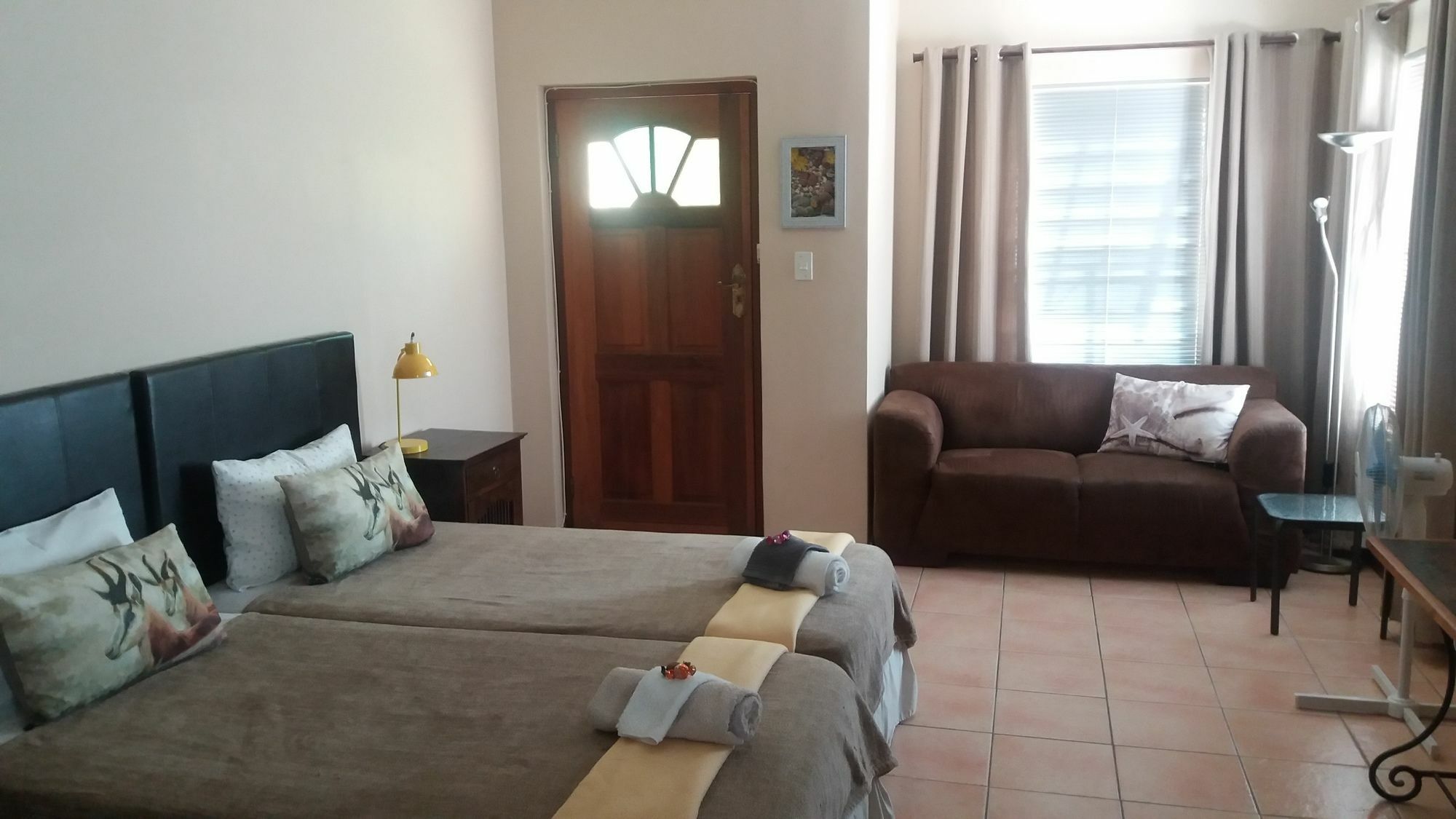 Rhodes Lodge Στέλενμπος Εξωτερικό φωτογραφία